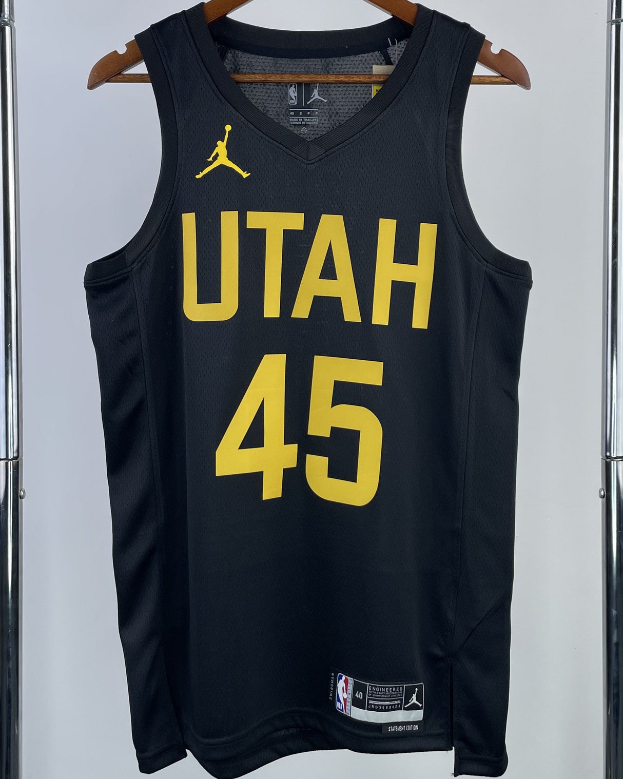 MITCHELL DONOVAN (UTA)