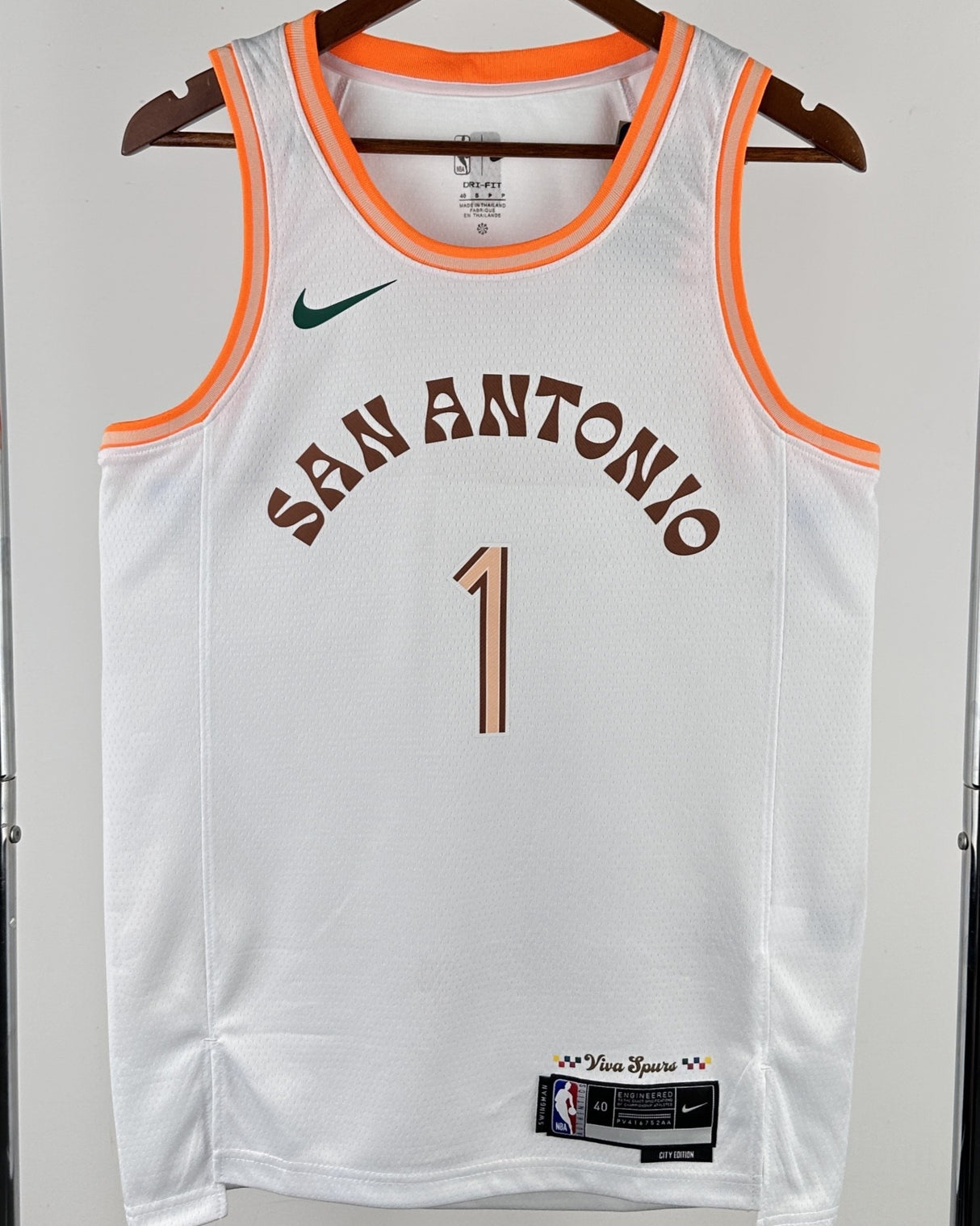 WEMBANYAMA VICTOR (SAS)