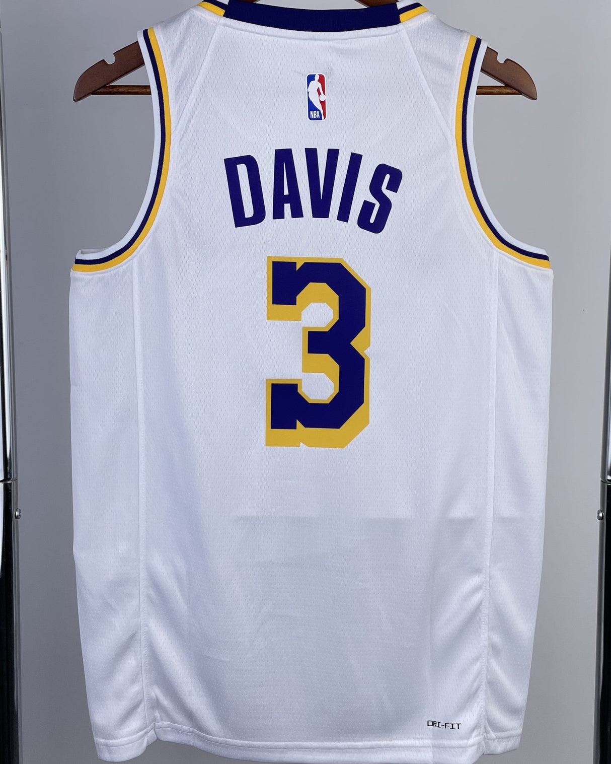 DAVIS ANTHONY (LAL)