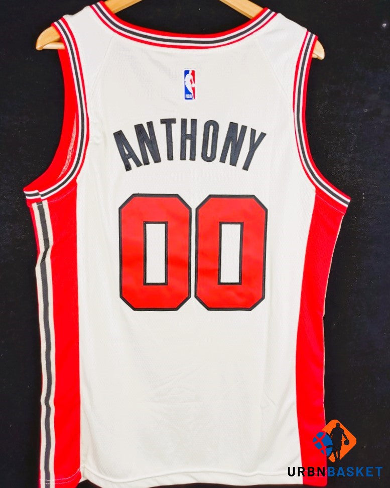 ANTHONY CARMELO (POR)