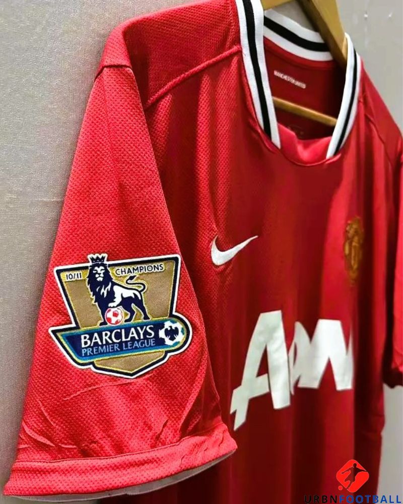 HERNANDEZ CHICHARITO 2011-12 (Man U)