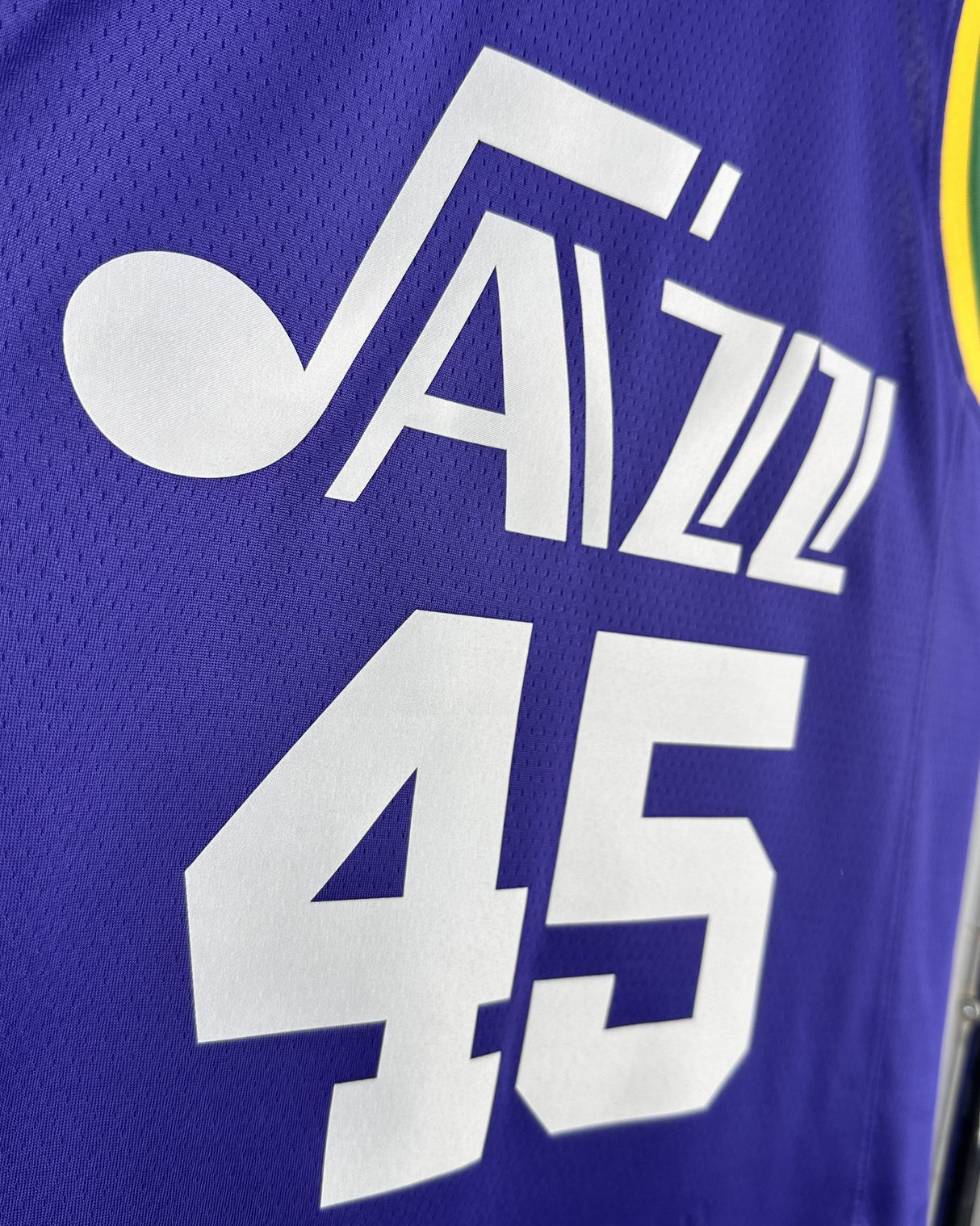 MITCHELL DONOVAN (UTA)