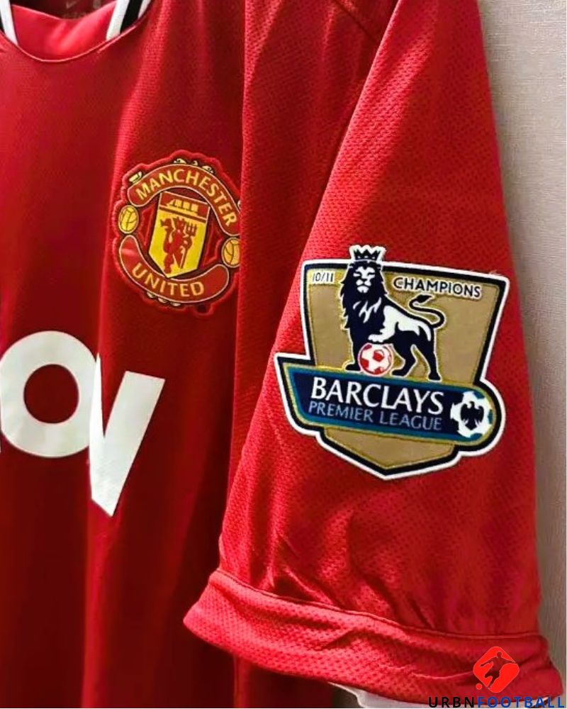 HERNANDEZ CHICHARITO 2011-12 (Man U)