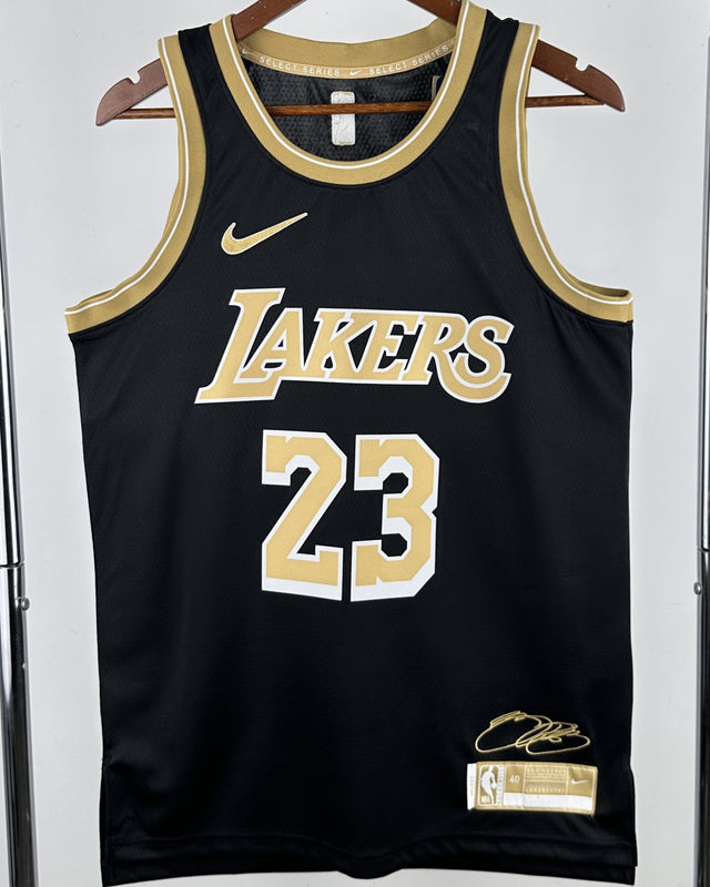 James Lebron (Los Angeles Lakers)