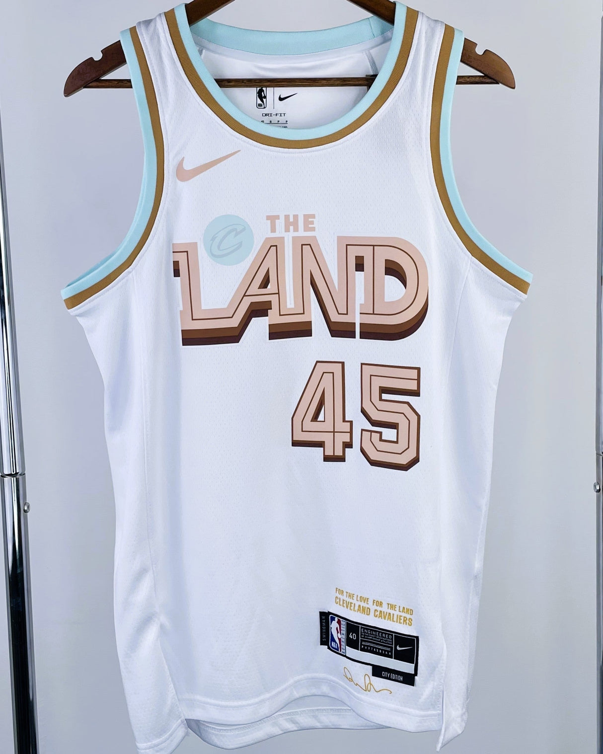 MITCHELL DONOVAN (CLE)