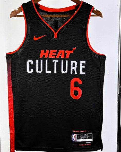 James Lebron (Miami Heat)