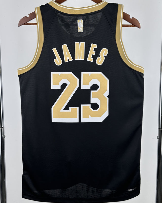 James Lebron (Los Angeles Lakers)