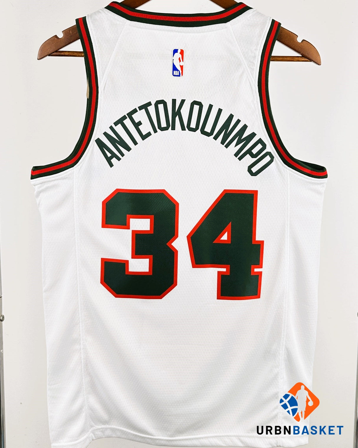 ANTETOKOUNMPO GIANNIS (MIL)