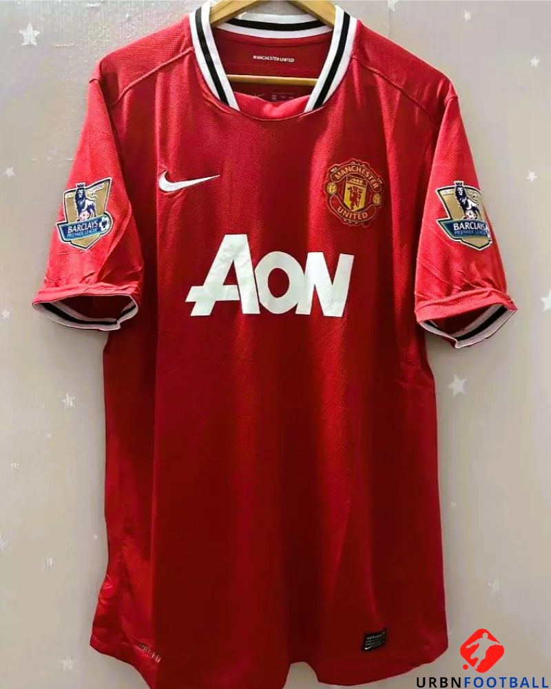 HERNANDEZ CHICHARITO 2011-12 (Man U)