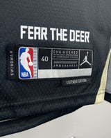 LILLARD DAMIAN (MIL)