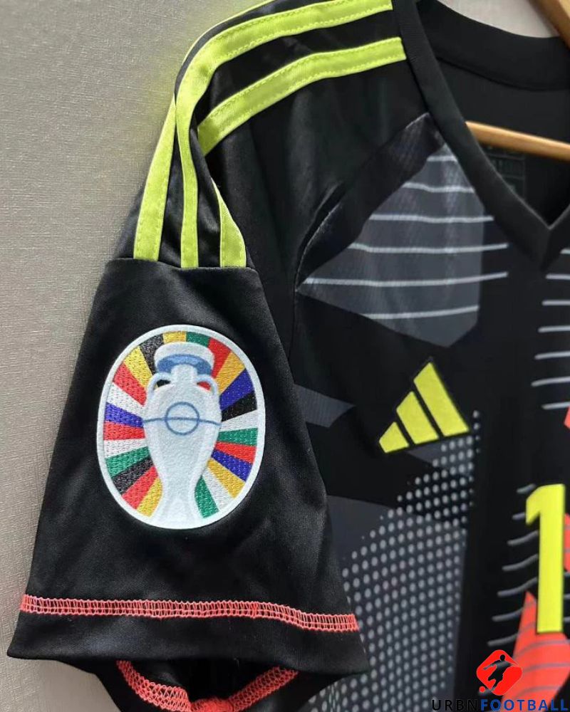 NEUER MANUEL 2024-25 (Ger)