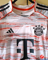 MULLER THOMAS 2025-26 (Bay M)