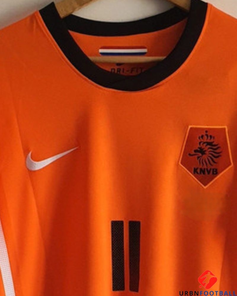 ROBBEN ARJEN 2010-11 (Hol)