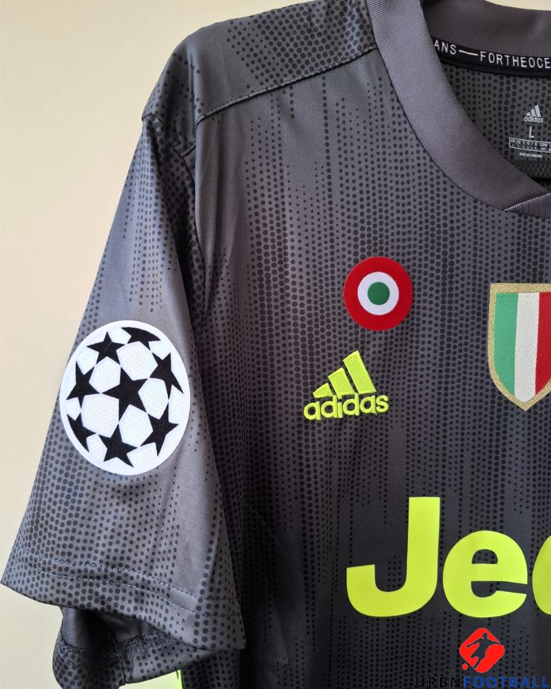 RONALDO CRISTIANO 2018-19 (Juv)