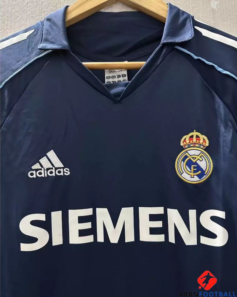 RONALDO 2005-06 (Real M)