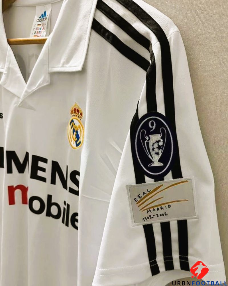 FIGO LUIS 2001-02 (Real M)