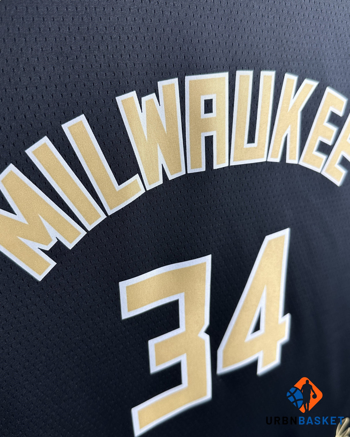 ANTETOKOUNMPO GIANNIS (MIL)