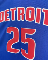 Rose Derrick (Detroit Pistons)