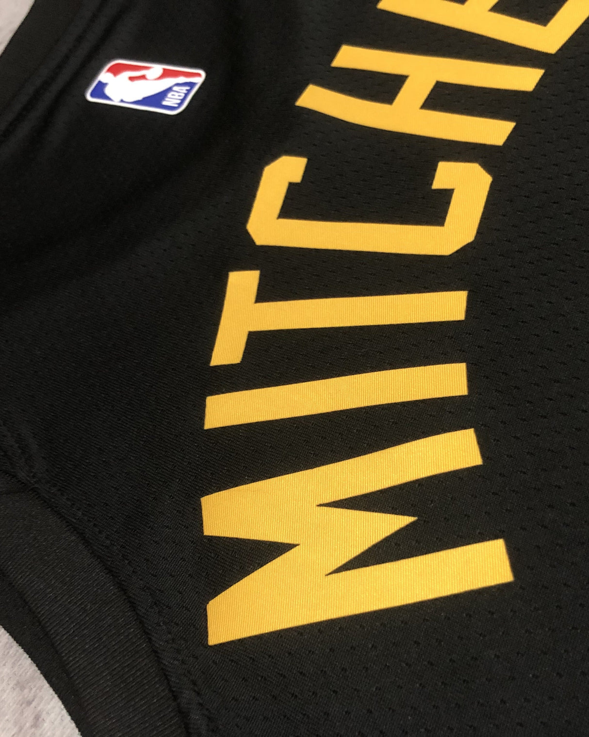 MITCHELL DONOVAN (UTA)