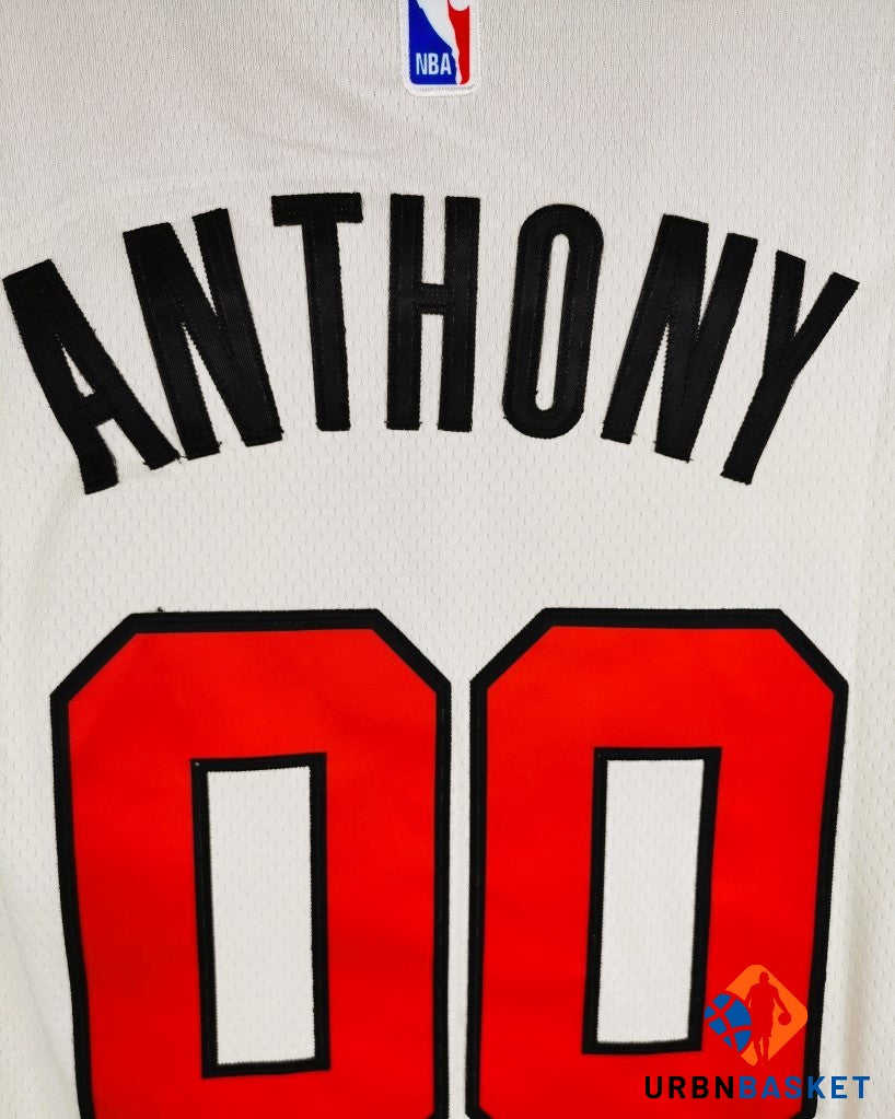 ANTHONY CARMELO (POR)