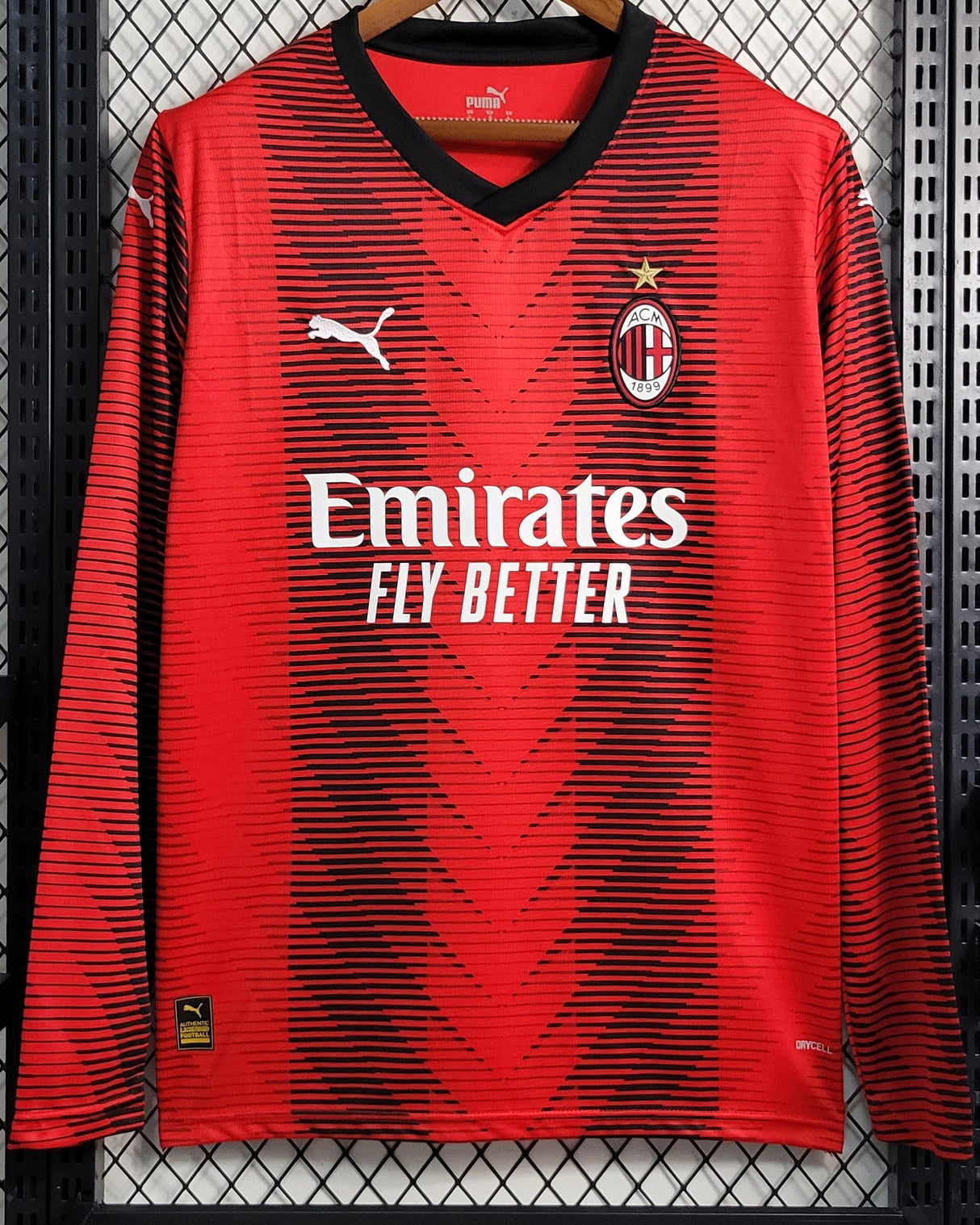 MILAN Long sleeve shirt