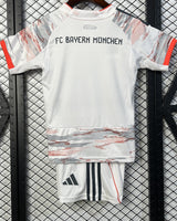 BAYERN MUNCHEN kid kit