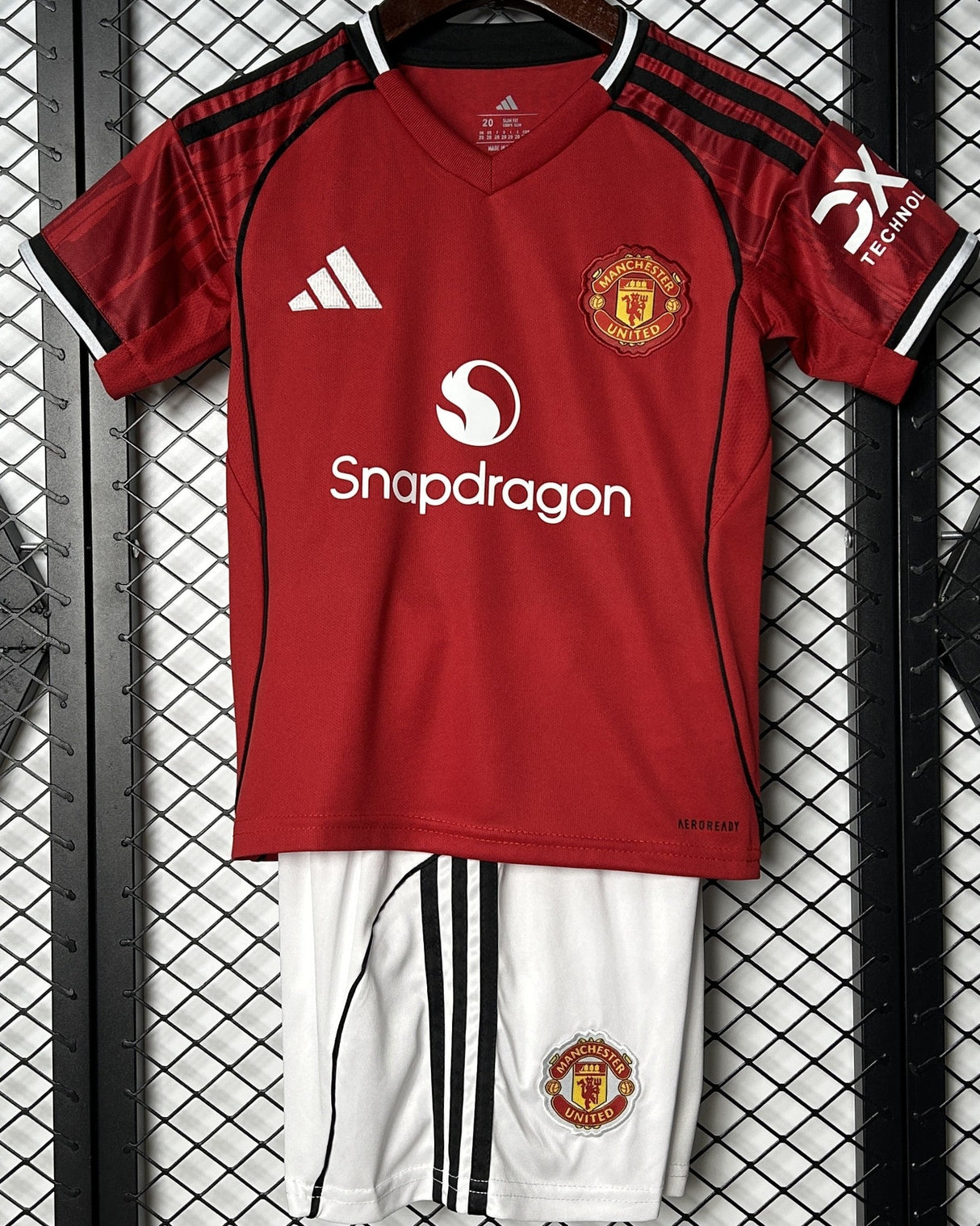 MANCHESTER UNITED kid kit