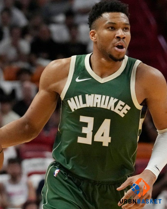 ANTETOKOUNMPO GIANNIS (MIL)